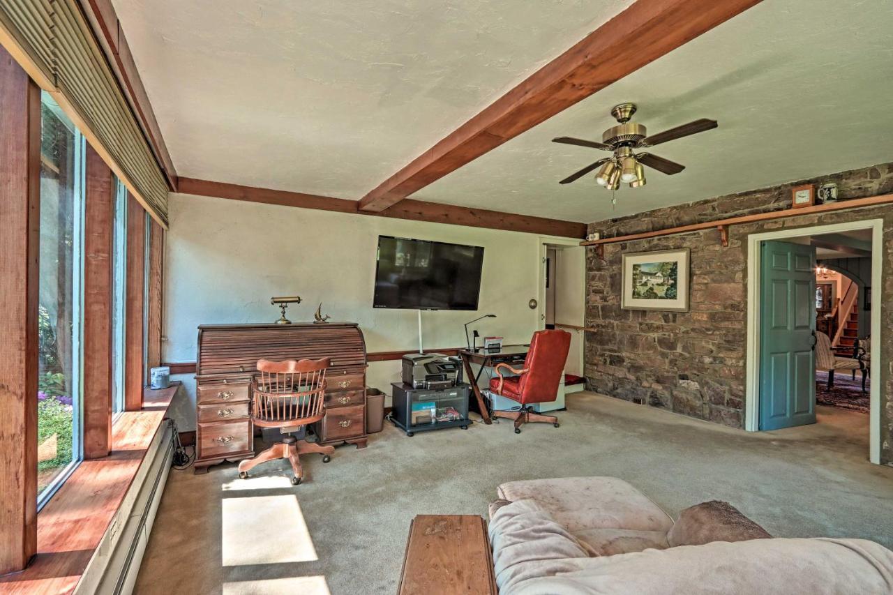 Morgan Hughes Homestead With Game Room And Pool! Lansdale Ngoại thất bức ảnh