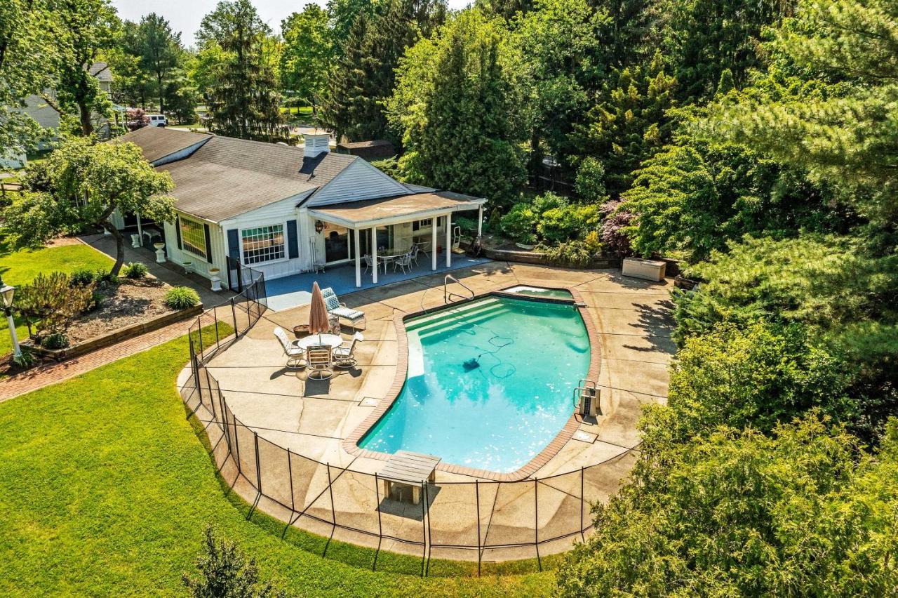 Morgan Hughes Homestead With Game Room And Pool! Lansdale Ngoại thất bức ảnh